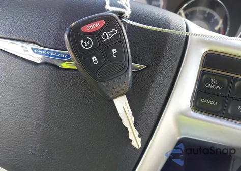 2013 Chrysler 200 Limited from USA, damaged, VIN 1C3CCBCG3DN674035